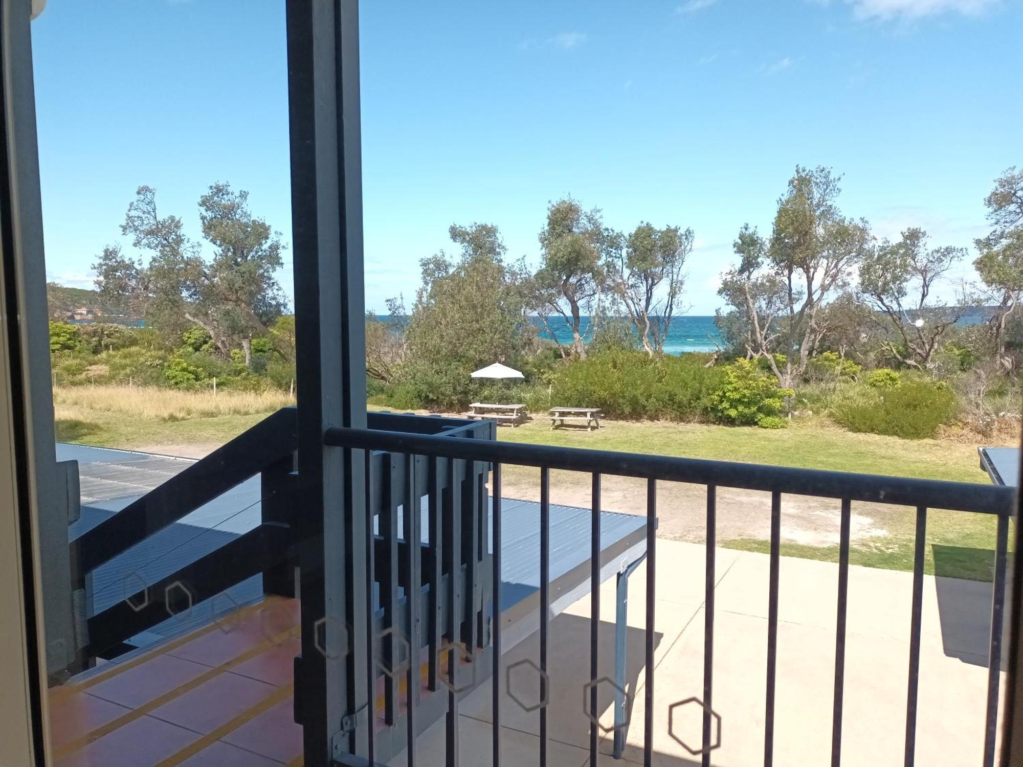 Grandeur Holiday Units Merimbula Room photo